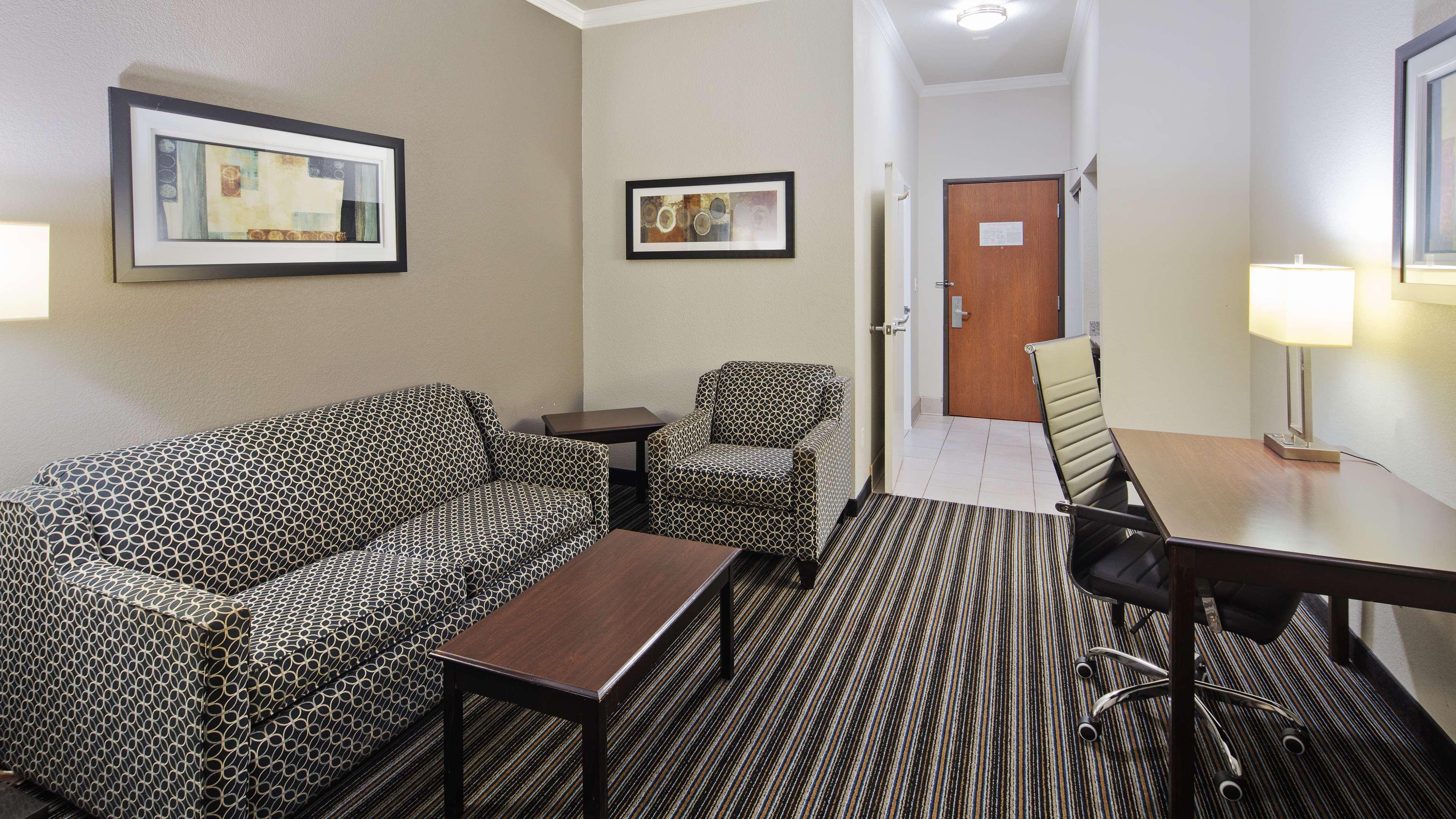 Best Western Plus Austin Airport Inn & Suites Buitenkant foto