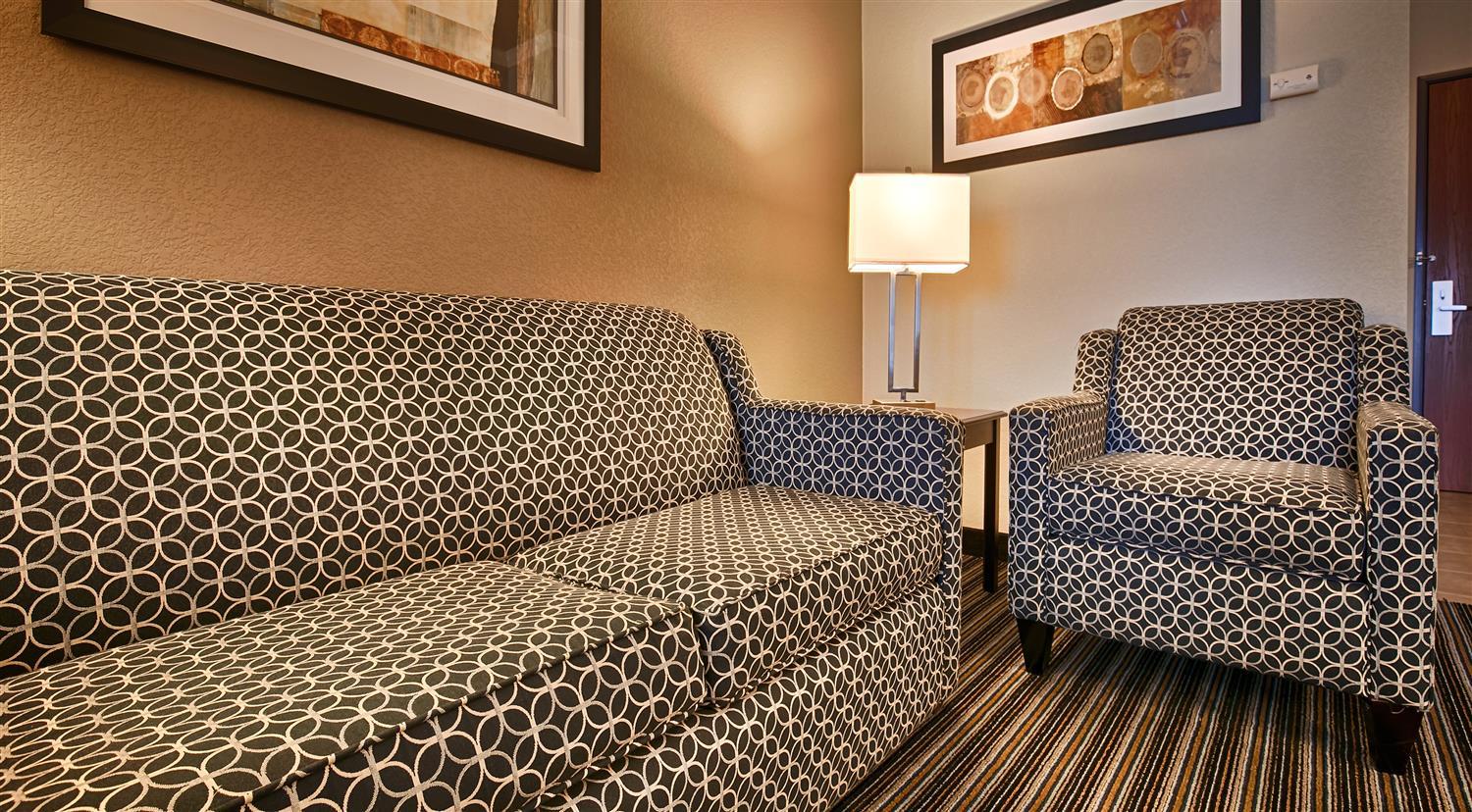 Best Western Plus Austin Airport Inn & Suites Buitenkant foto