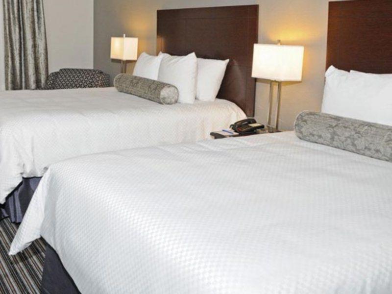 Best Western Plus Austin Airport Inn & Suites Buitenkant foto