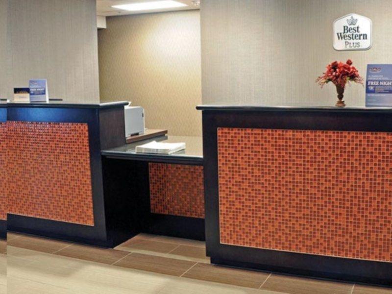 Best Western Plus Austin Airport Inn & Suites Buitenkant foto